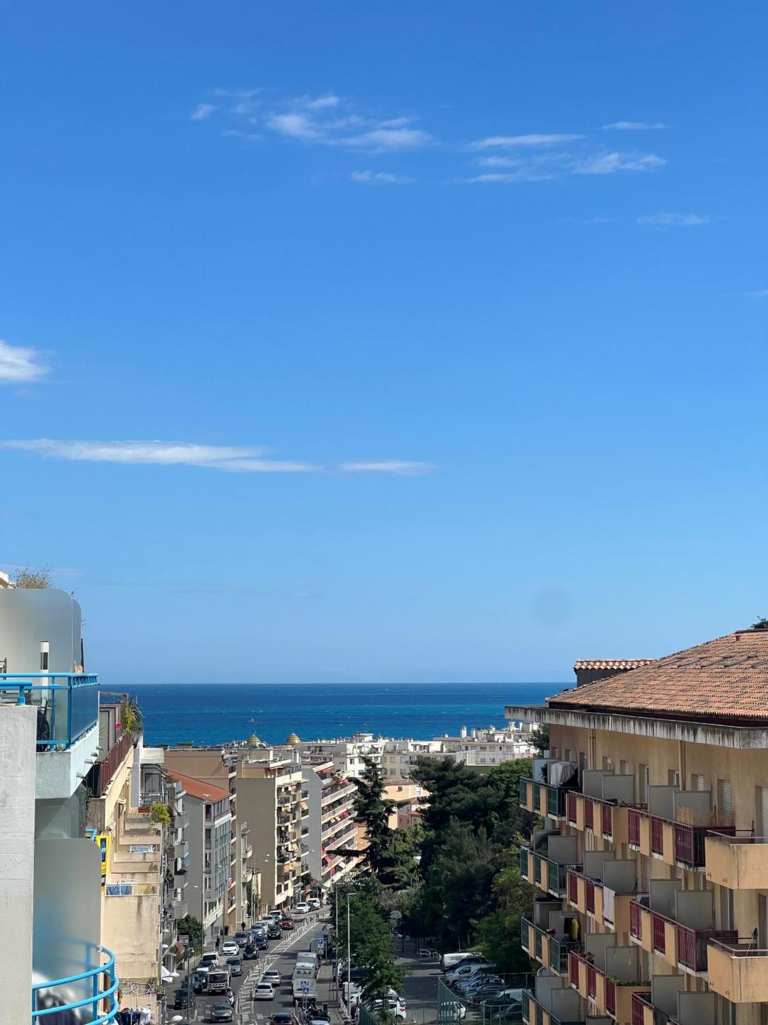 Seaview Serenity Apartment