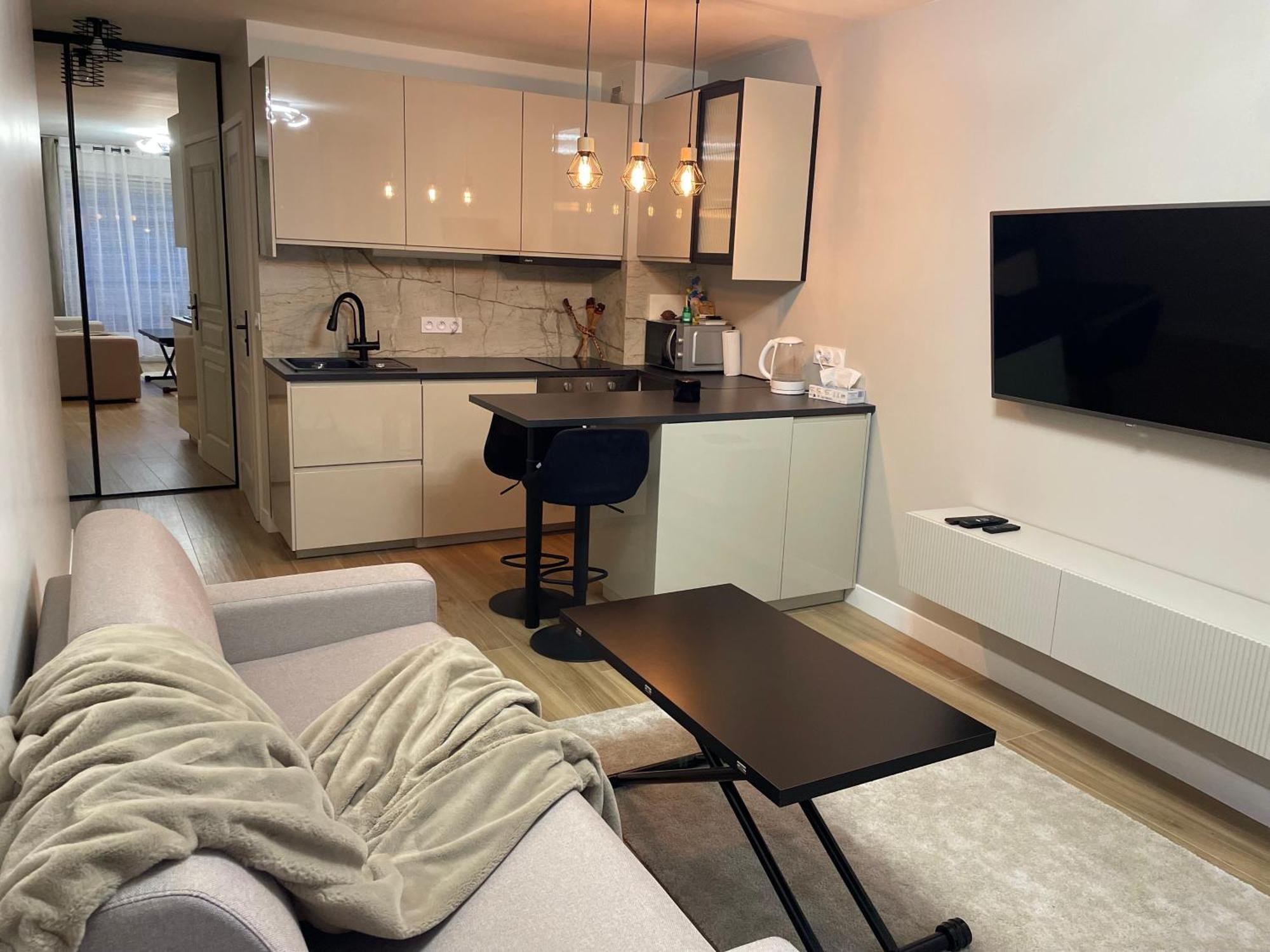 Seaview Serenity Apartment